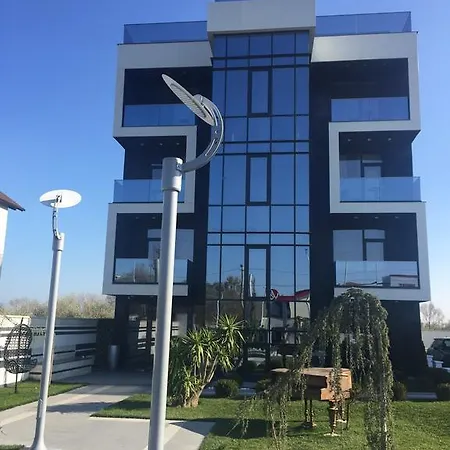 Boudoir Tropical Năvodari
